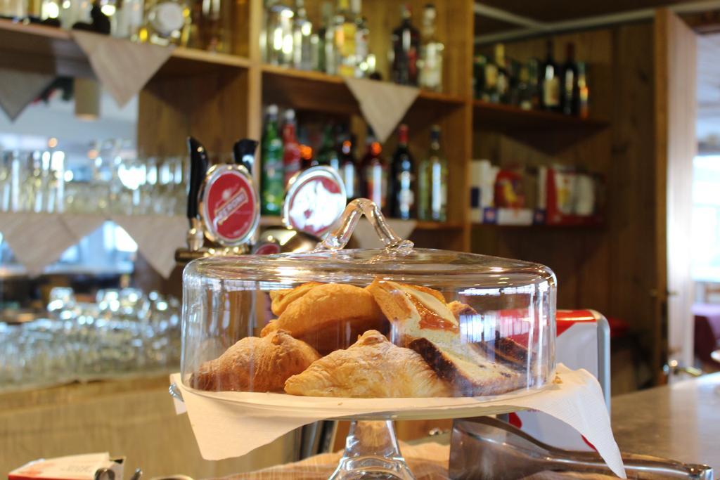 Hotel Sole Alto Mezzana  Εξωτερικό φωτογραφία
